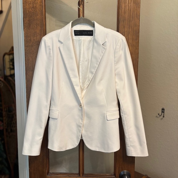 Zara Jackets & Blazers - Zara Basic Winter White Blazer, Size L